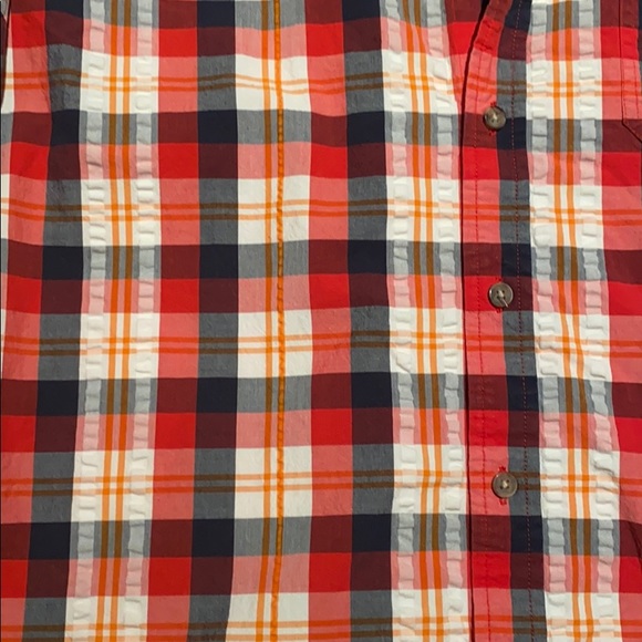 Men’s Mountain Khakis Red Plaid Short Sleeve - Picture 3 of 3